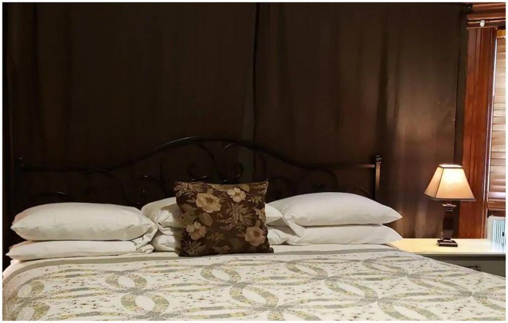 Bed & Breakfast Cabernet House, An Old World 4*