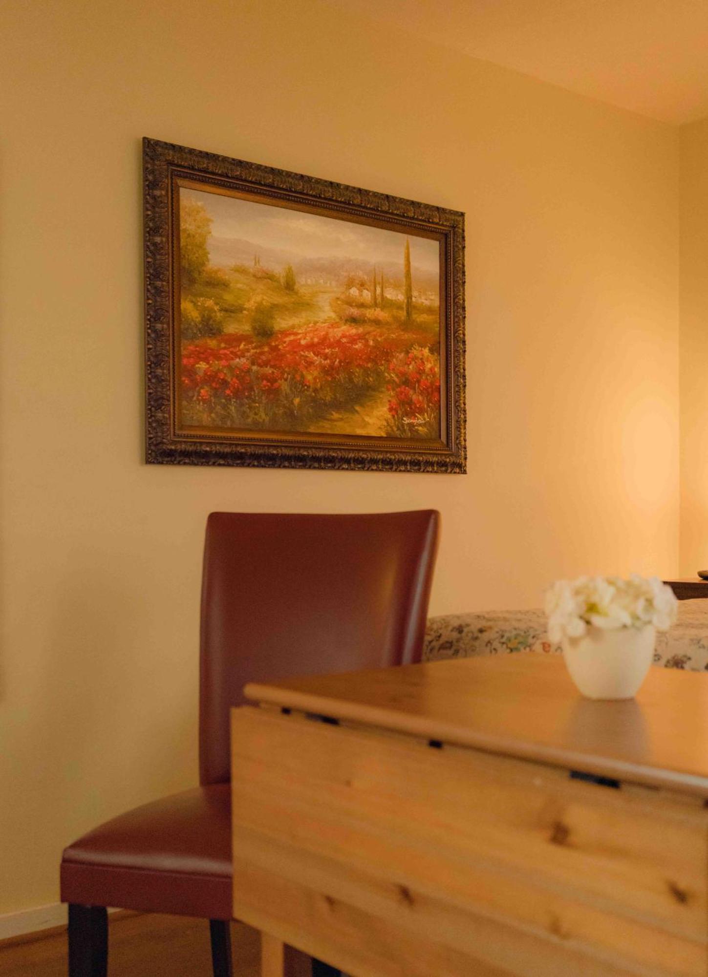 Cabernet House, An Old World Bed & Breakfast 4*