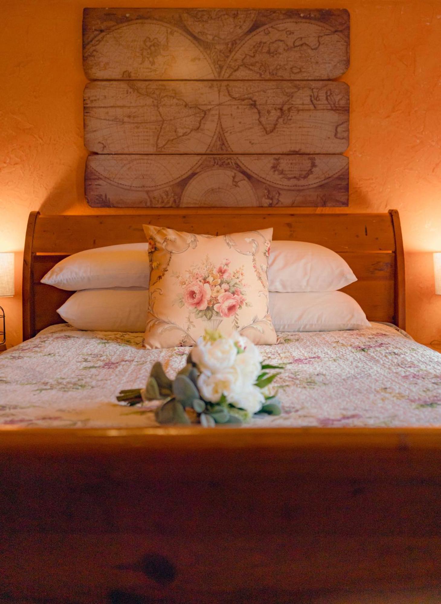Cabernet House, An Old World Bed & Breakfast 4*