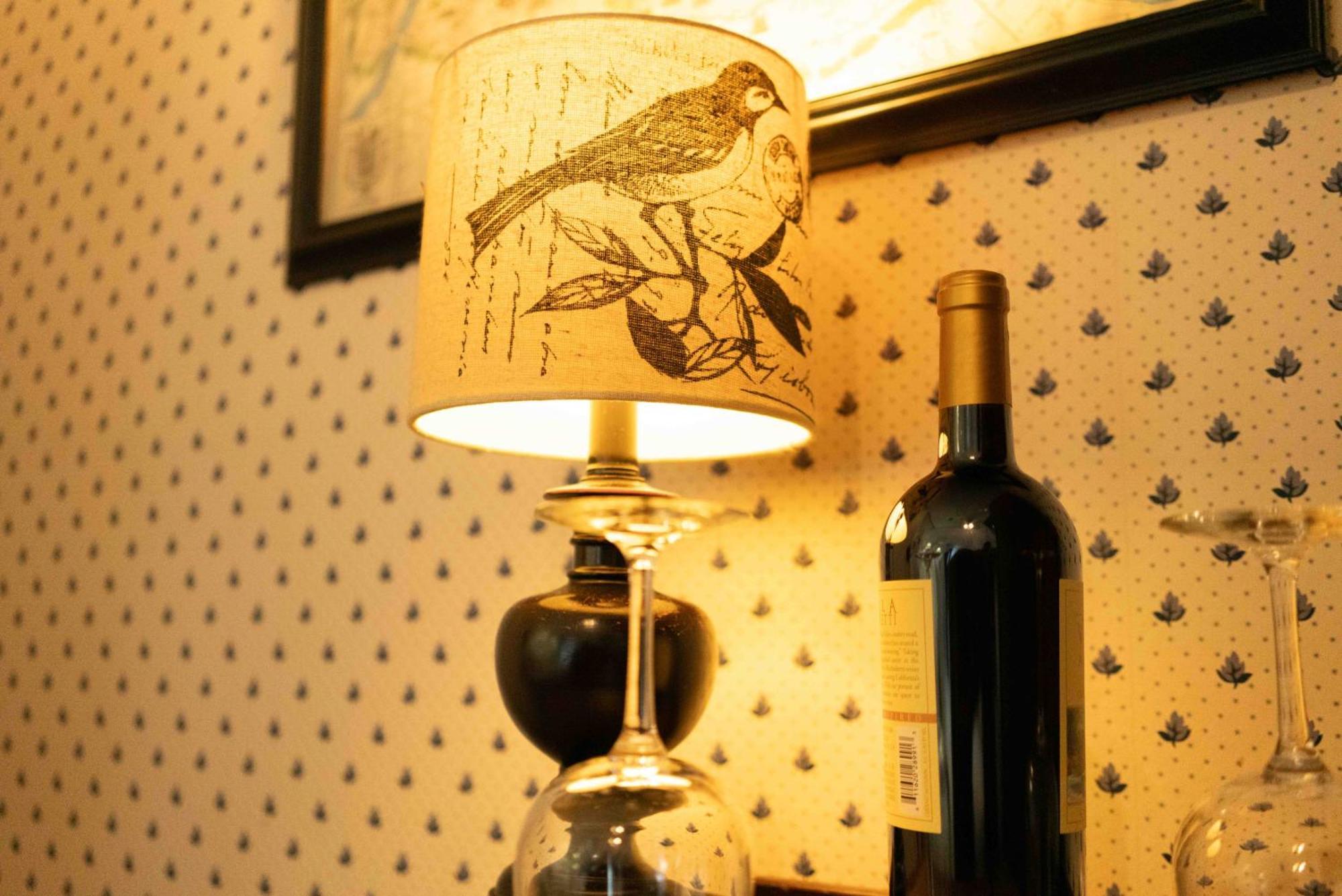 Cabernet House, An Old World